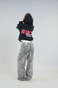 Scuffers Hoodies^Globally Black Hoodie
