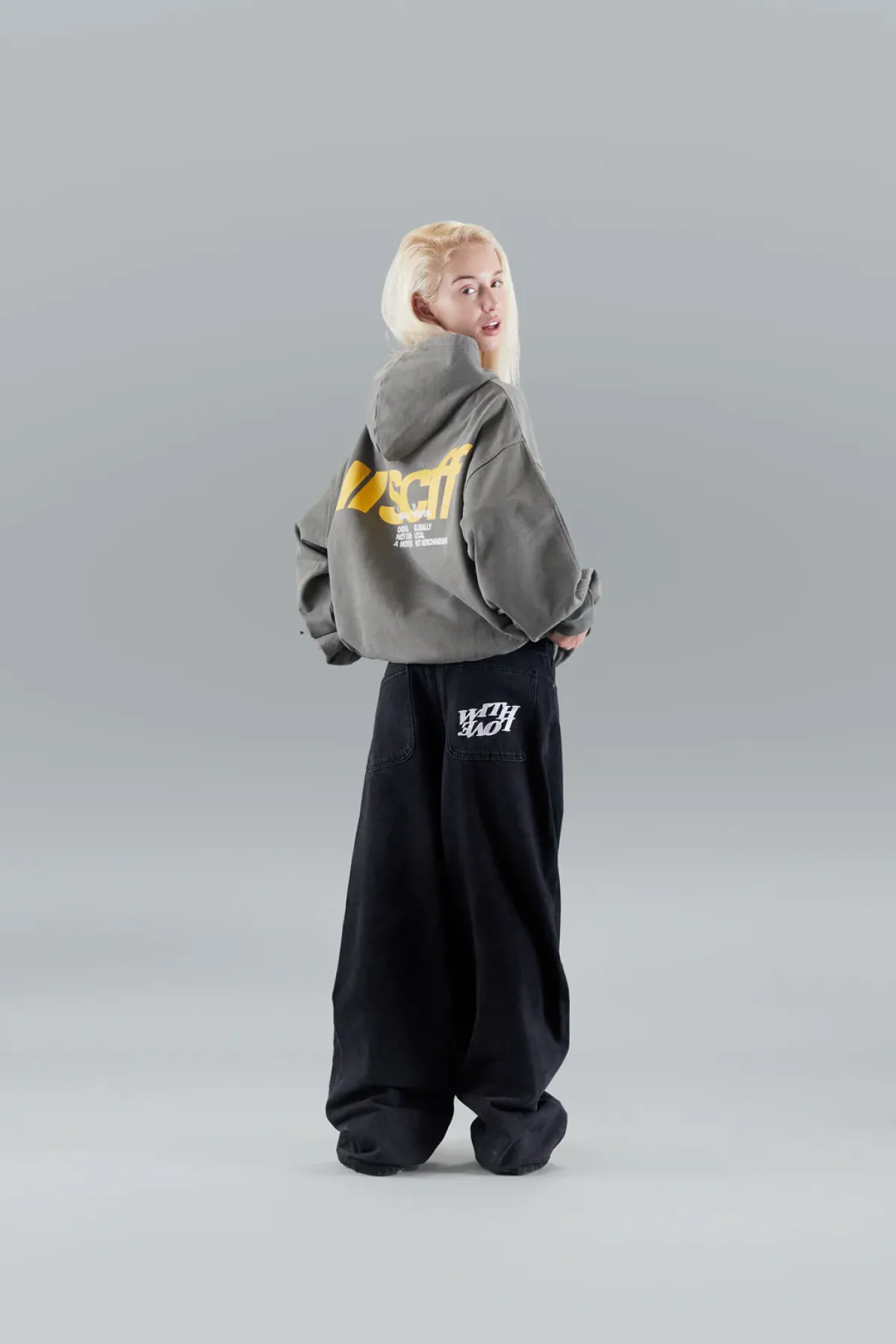 Scuffers Hoodies^Globally Green Hoodie